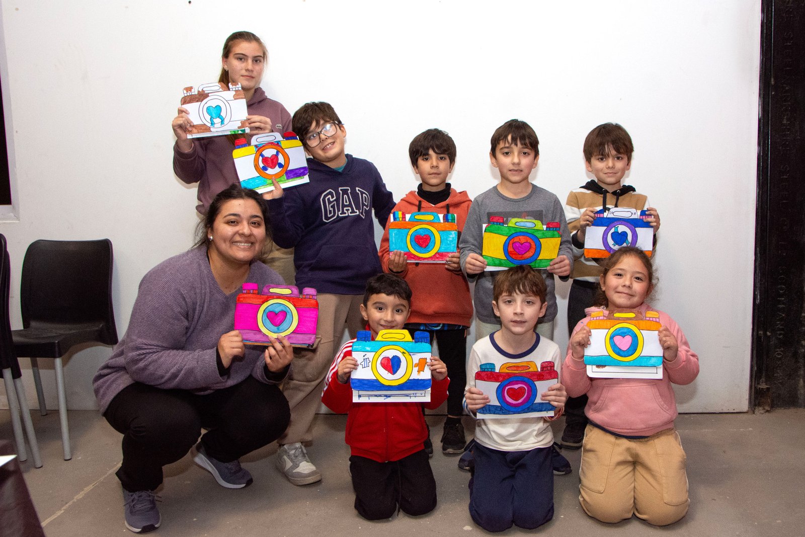 Pequeños fotógrafos: niños retrataron Santiago Temple desde el Taller de Artes Visuales